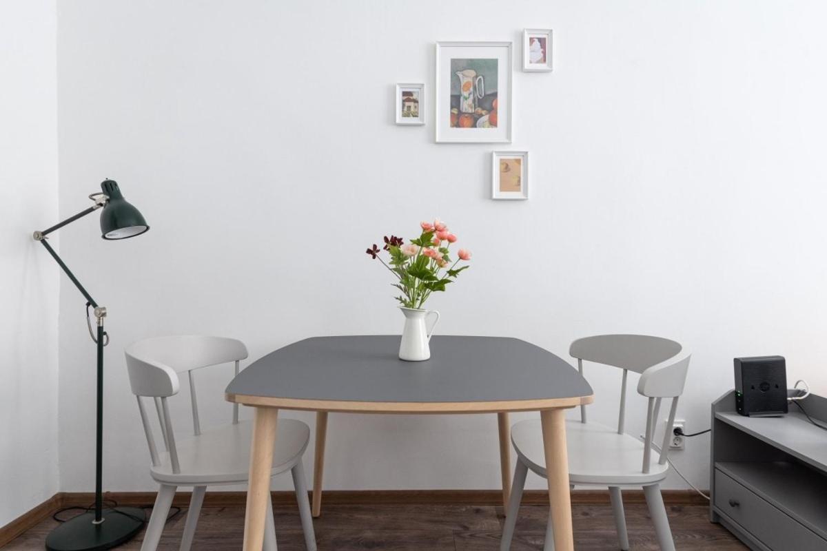 Apartment The Simple Spot Near Szimpla Kert And Synagogue *